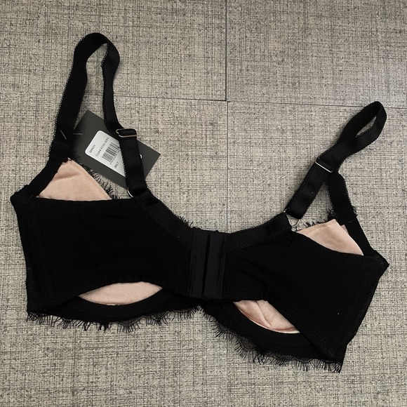 FREDERICK'S OF HOLLYWOOD Mindy Open Lace Trim Bra Size 32F NEW Black Lingerie - Picture 6 of 7